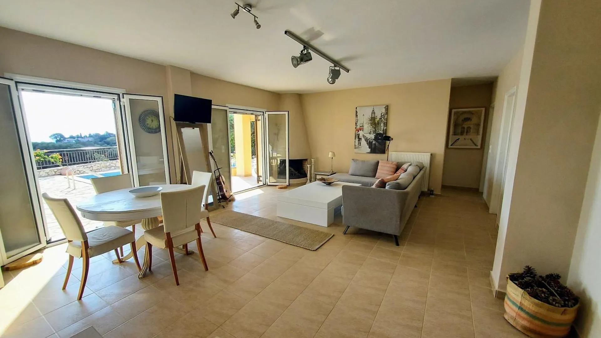 Villa Dalmatia In Klismata Kefalonia Sea Views Grecia